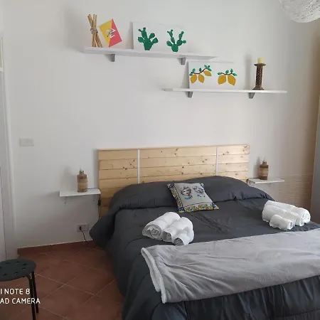 Frühstückspension Acquaviva Di Vullo Vincenzo 3*