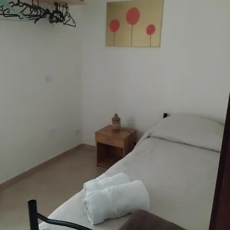 Acquaviva Di Vullo Vincenzo Frühstückspension